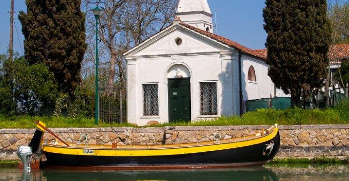 Private 4 hours North Lagoon: Traditional Venetian Boat Tour - Burano for an hour: color, canals, and short walks with context