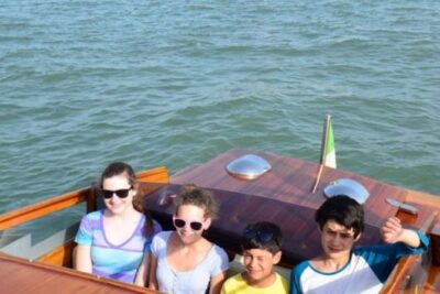 Private Arrival Transfer: Venice Train or Bus Stations to Venice Hotels - The Water Taxi Ride: Air-Conditioned Comfort Across Lagoon Canals