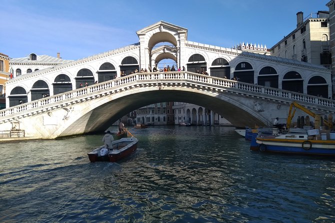 Private exclusive Venice and Murano guided tour - Campo Santi Giovanni e Paolo: where Venice slows down