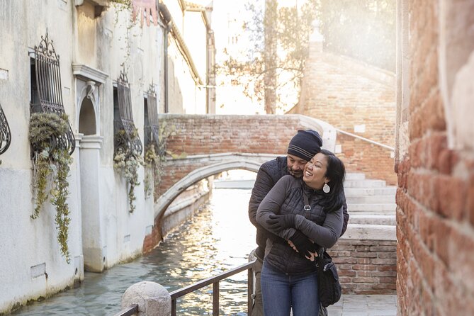 Private Gondola Ride and Photoshoot - Edited Photos Delivered Online: Instant Calm After a Long Walk