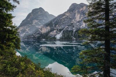 Private Guided Tour in the Dolomites from Venice - Lake Auronzo di Cadore: glacier water and a quick shoreline stroll