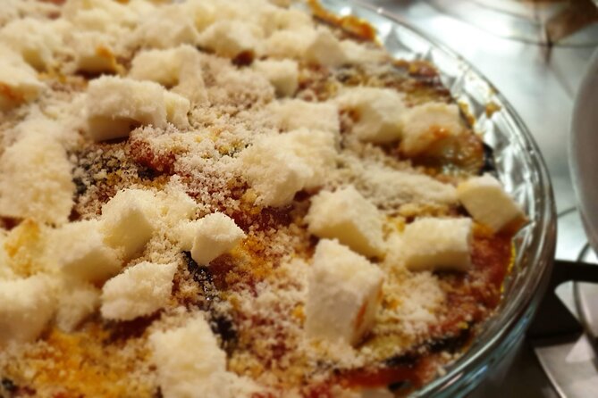 Private Market and Cooking Class with a Real Venetian - Your menu: cicchetti, classic favorites, and Venetian risotto