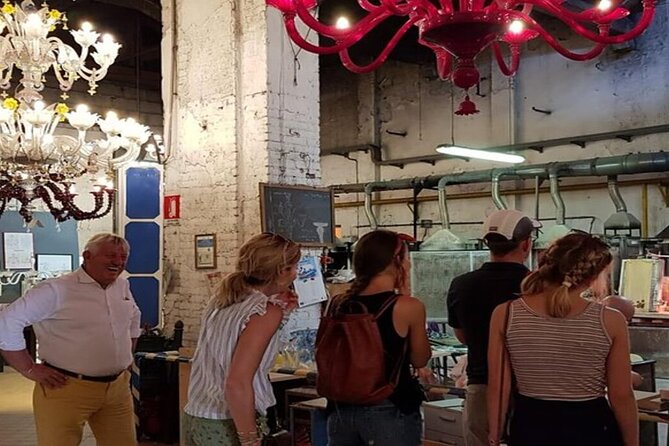 Private Murano and Burano VIP Venice Boat Tour - Murano glass factory demo: what you learn (and what you should watch for)