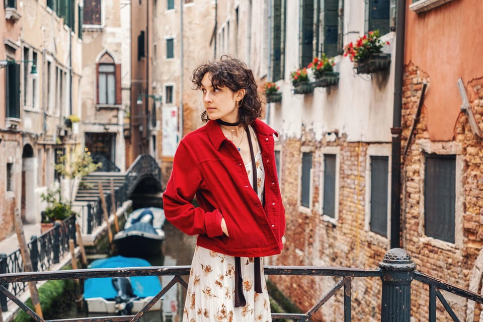 Private Photoshoot of Your Gondola Ride in Venice - 72-hour delivery: how the photos actually help your trip