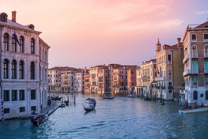 Private Secret Venice Tour; Rialto Market, San Polo & Food and Wine tasting - Ponte di Rialto: why the bridge mattered more than the view