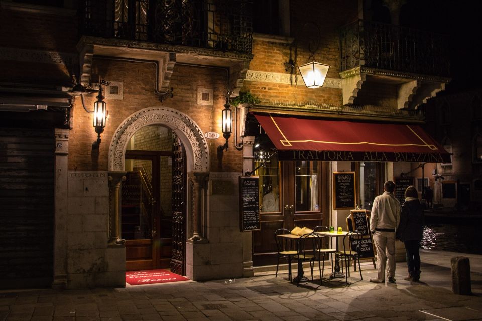Private Tour: Food and Wine Tour in Venice - Venice tastes like it sounds: the bacari and cicchetti angle