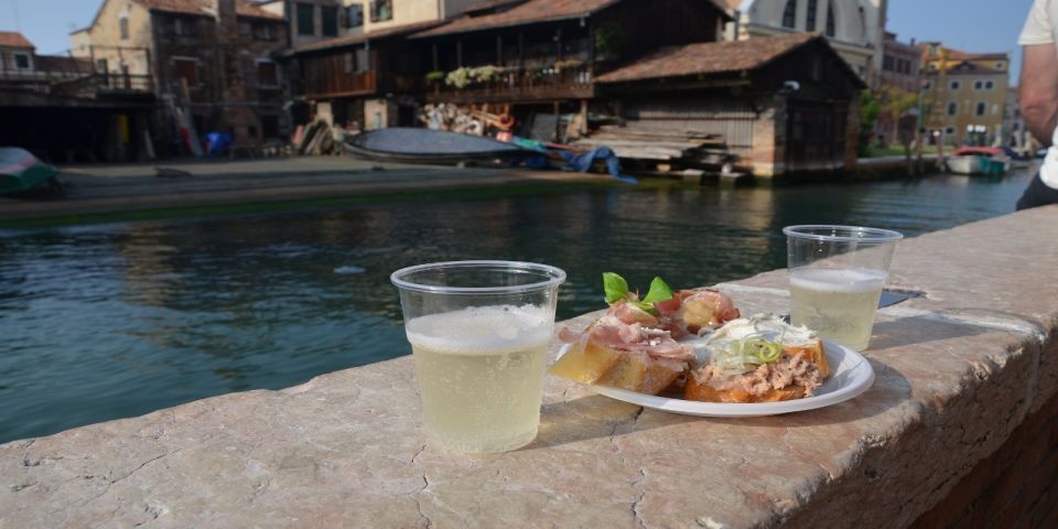 Private Tour: Food and Wine Tour in Venice - Why local bars and osterie matter more than the menu