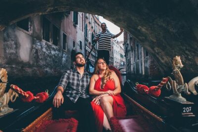 Private Tour: Personal Travel Photographer Tour in Venice - Price and Group Value: When $309.21 Makes Sense