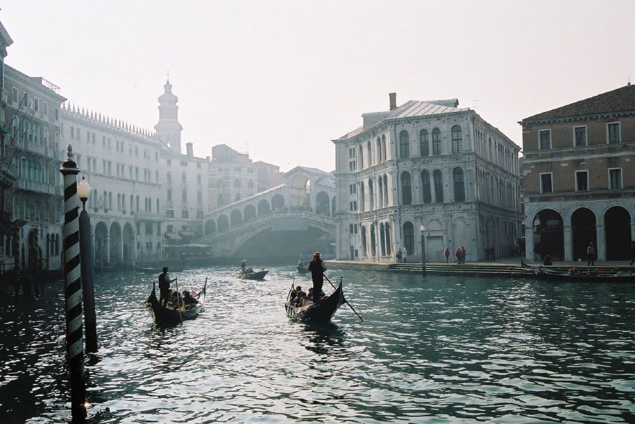 Private tour Rialto area and Frari Church 2-Hour Tour - Key highlights in 60 seconds