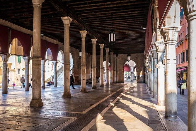 Private Tour: Venice Rialto Market, San Polo and Frari Church Walking Tour - San Polo Square: the calm pause before the market chaos