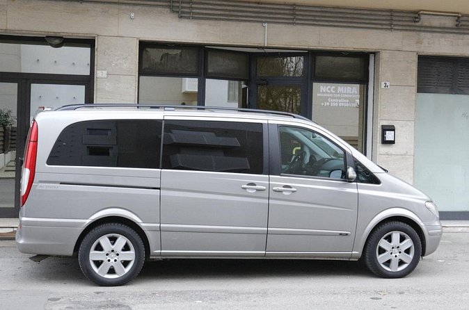 Private transfer, chauffeur service, from Venice Marco Polo airport to Padua - Timing: the 50-minute ride and the 1-hour pickup window