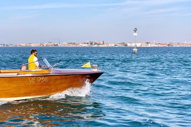 Private Transfer from Venice Airport to Hotel in Venice City Center - Should you book this private transfer?