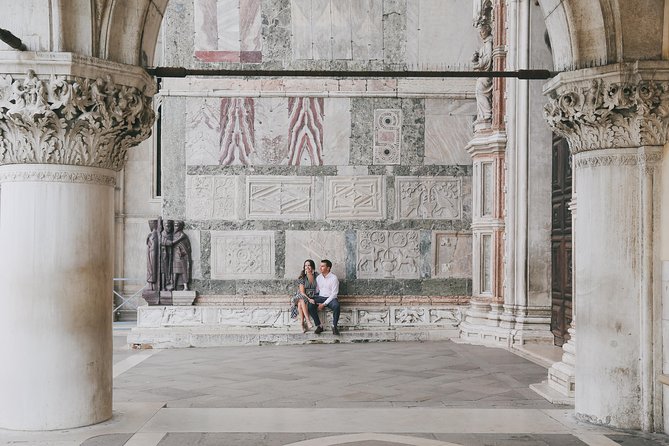 Private Vacation Photography Session with Local Photographer in Venice - Value and price: $325 per group and when it pays off