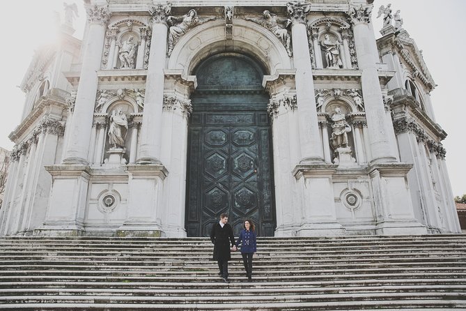 Private Vacation Photography Session with Local Photographer in Venice - Practical details that can affect your experience
