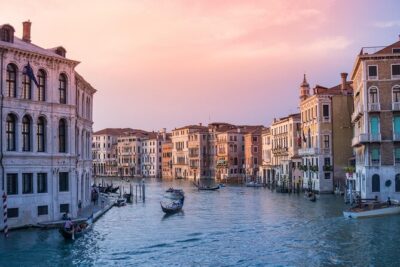 Private Venice Canal Cruise: 2-Hour Grand Canal and Secret Canals - Porta dell’Acqua and the Arsenal: One of Venice’s Most Practical Photo Stops