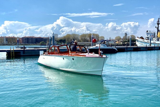 Private Venice Lagoon Boat Tour (7 hours) - San Marco meeting and the private flow that keeps the day calm