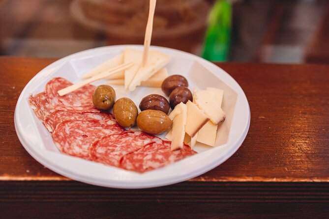Private Venice Street Food Tour with a Sommelier - Dietary needs: how to make the tour work for your table