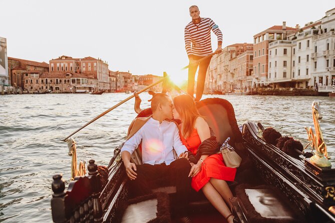 Private Walking and Photography Tour in Venice - Price and what you truly get from Gazella Studio