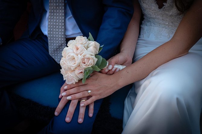 Renew your wedding vows on a romantic gondola - Price and value: what the $914.51 per group really buys