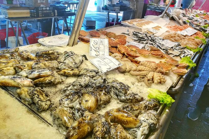 Rialto Market Food Tour: Wine Tasting & Sightseeing in Venice - Why the Rialto route is the smartest food-tour choice in Venice