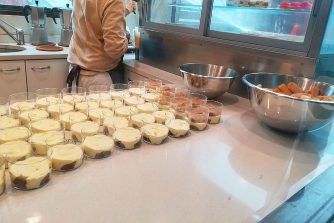 Rialto Market Food Tour: Wine Tasting & Sightseeing in Venice - What you actually taste: cicchetti, Prosecco, polenta, and Veneto wine