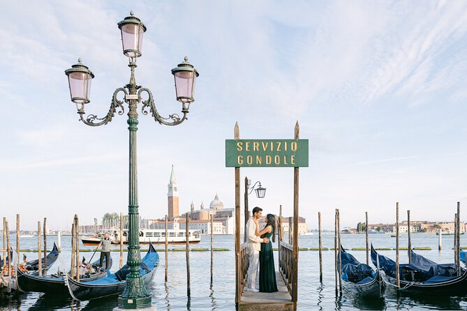 Romantic Photoshoot in Venice - Price and What You’re Actually Buying for $343.92