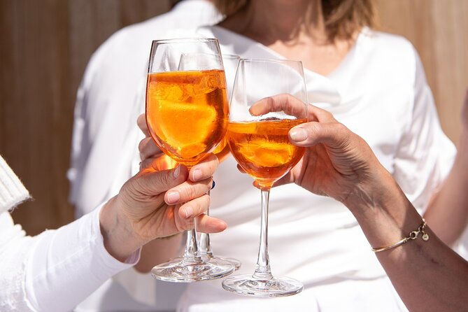 Royal Gardens & St.Mark Basin View Casanova Aperitif - Timing and pacing: how to make the hour feel easy