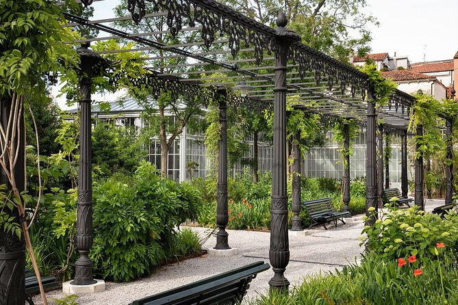 Royal Gardens & St.Mark Basin View Casanova Aperitif - Who this is best for (and who should skip it)