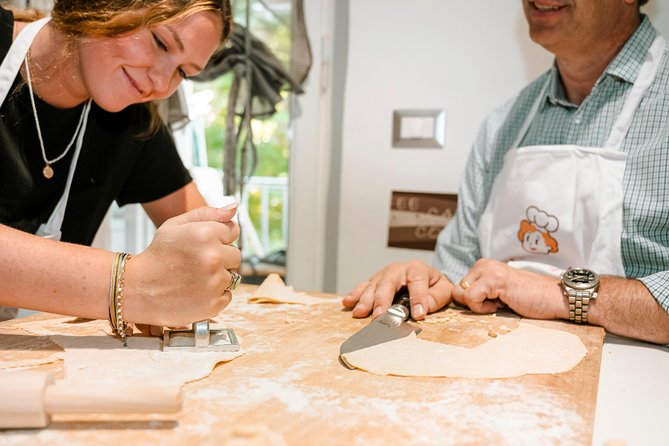 Share Your Pasta Love in a Local’s Home in Venice - Meeting Point in Venice: Find It Fast, Avoid the Usual Panic