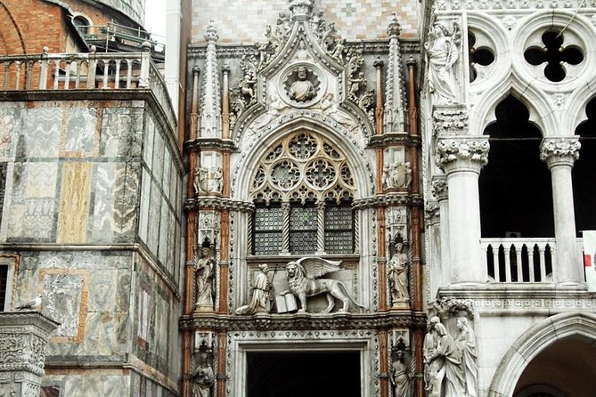 Skip the line Doge's Palace Guided Walking Tour in Venice - The value of $79.82: what you’re really paying for