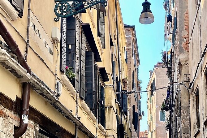 Small Group Tour Historical and Charming Venice Jewish Ghetto - Calle Ghetto Vecchio: Where the Word Ghetto Comes From