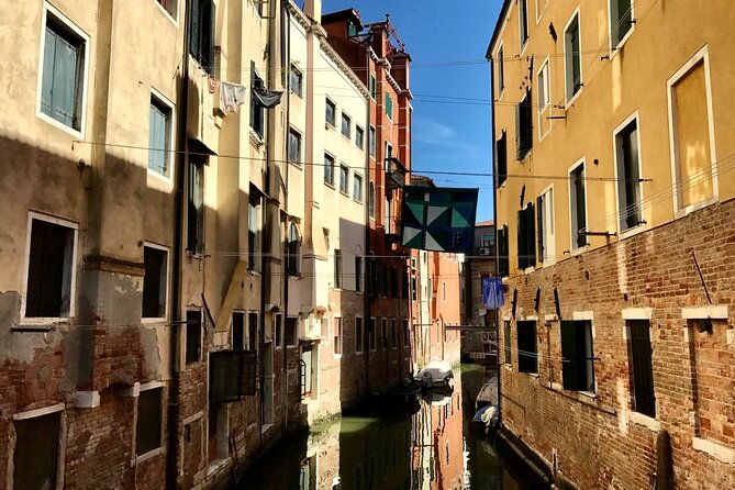 Small Group Tour Historical and Charming Venice Jewish Ghetto - Ghetto Ebraico: Hidden Synagogue Clues, Rules, and WWII Aftermath