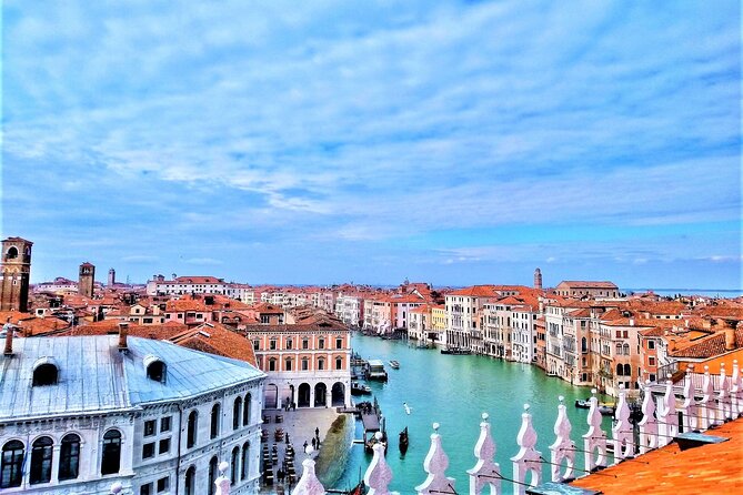 Small Group Tour to Venice departing from Abano Terme - San Polo: relaxed streets, square life, and bacaro neighborhoods