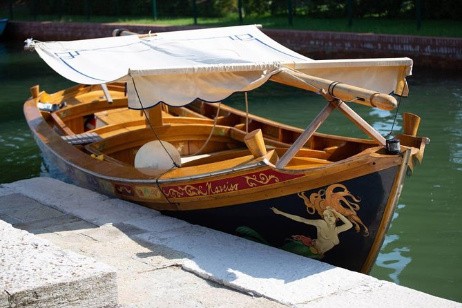 Sunset Traditional Boat Tour with Prosecco - A Private-Feeling Venice Sunset From a Wooden Boat