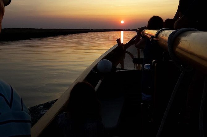 Sunset Traditional Boat Tour with Prosecco - Price and What You’re Really Paying For