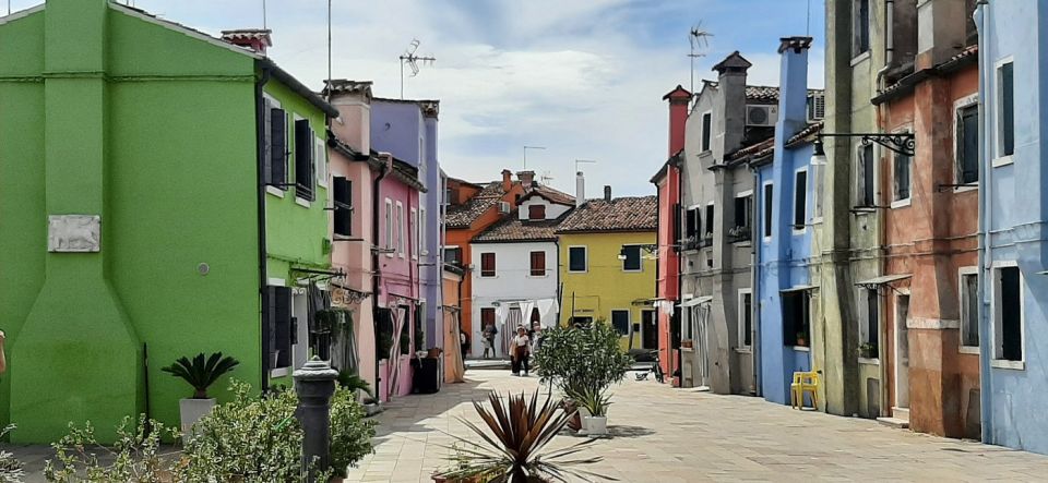 The gems of the lagoon. Torcello Burano Murano - Murano Glass: Walking the Glassmaker Street