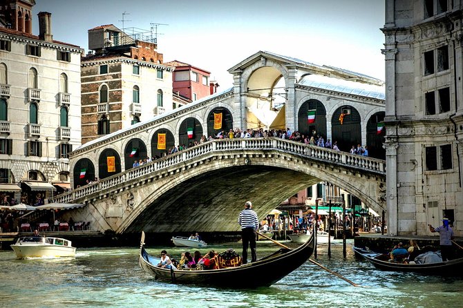The Heart of Venice: Discover the City on Foot. - Stop 3: Crossing the Bridge of Sighs area to Campo SS. Giovanni e Paolo