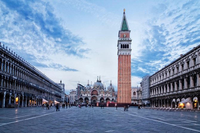 The Heart of Venice: Discover the City on Foot. - Stop 5: Rialto Bridge sights, Teatro La Fenice, and the Scala Contarini del Bovolo finish