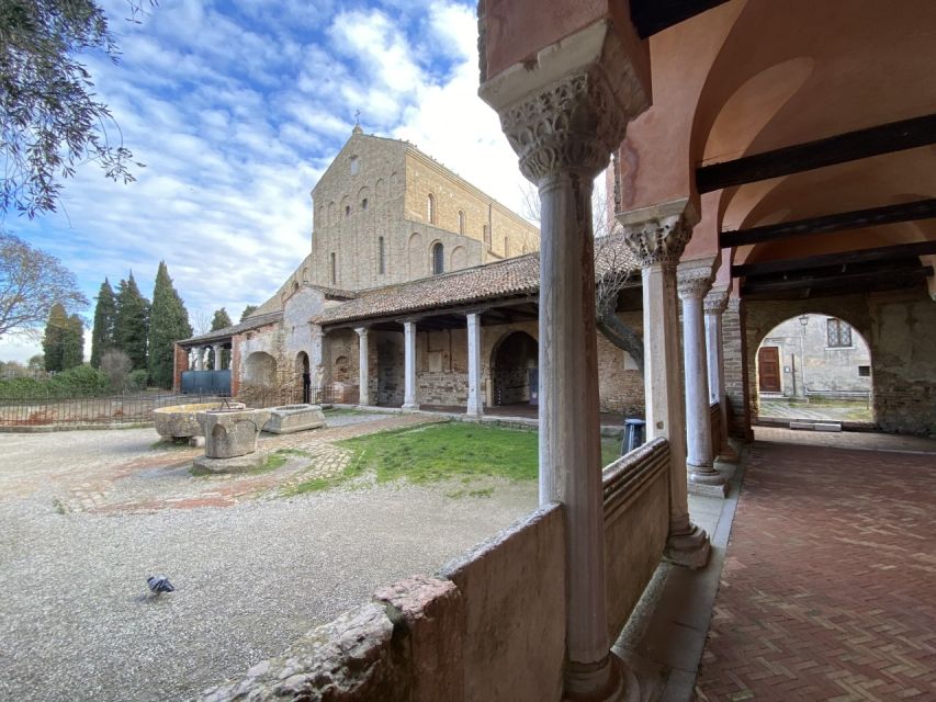 The islands of Venice. Torcello Burano Murano - Who should book this islands of Venice trip