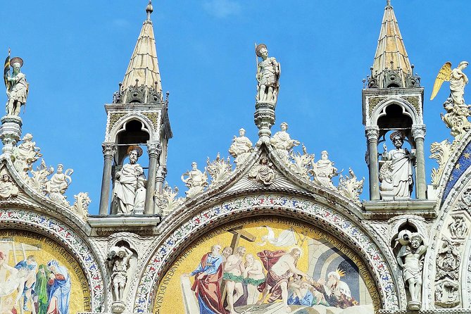 Tour of Venice in Doge's Palace and St Mark's Basilica - Headsets, crowd control, and why the guide voice matters