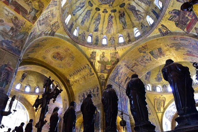 Unusual Perspectives of St Mark's Basilica & optional Pala d'Oro - Doge’s Palace façade: you see it, but you don’t enter