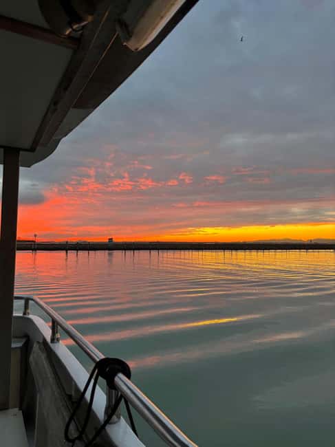 Venetian Lagoon Tour: Visit Murano, Burano and Torcello - Murano glassblowing: the stop that turns craft into a moment