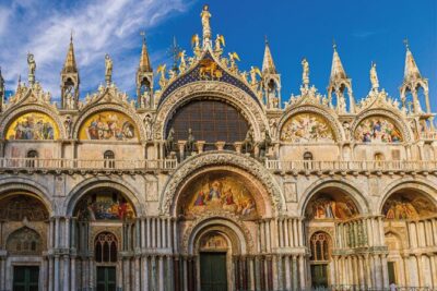Venezia Walking Tour with Audio and Written Guide by a Local - Getting started at Ponte degli Scalzi (and why the location matters)
