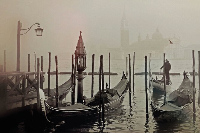 Venezia Walking Tour with Audio and Written Guide by a Local - Who this walking tour suits best