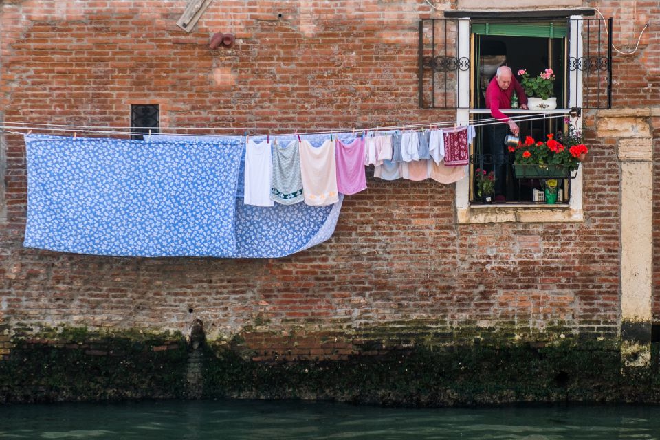 Venice: 2-Hour Private Photo Walk - What you actually get in 2 hours: coaching, portraits, and better framing