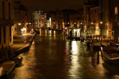 Venice: 2-Hour Private Walking Tour at Night - St. Mark’s Square Start: From the Column to the Doge Palace Views
