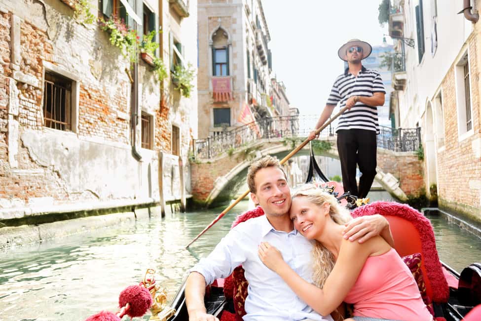 Venice: 30 minutes Enchanting Gondola Ride - Is This Gondola Ride Good Value?