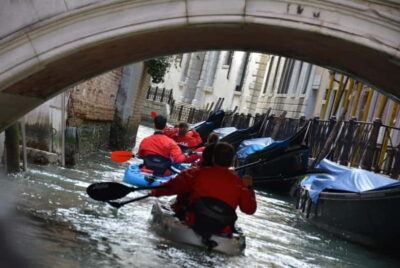 Venice: 60' Quick Kayak Tour of Venice with guide - Finding the Start: Calle Brazzo and the Fondamenta de la Sensa Walk