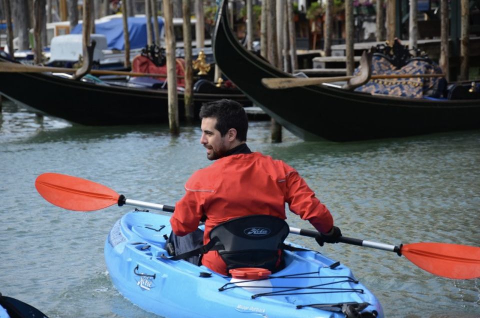 Venice: 60' Quick Kayak Tour of Venice with guide - Equipment, Clothing, and How to Not Be Miserable for 60 Minutes