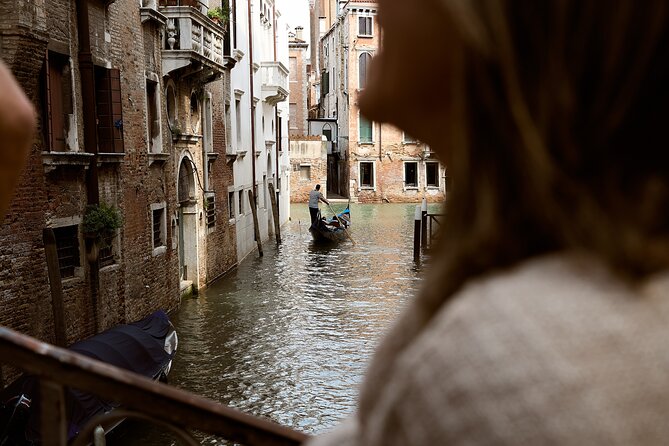 Venice Art Walking Tour with Gondola Ride - Guide Style and Small-Group Logistics That Keep It Personal